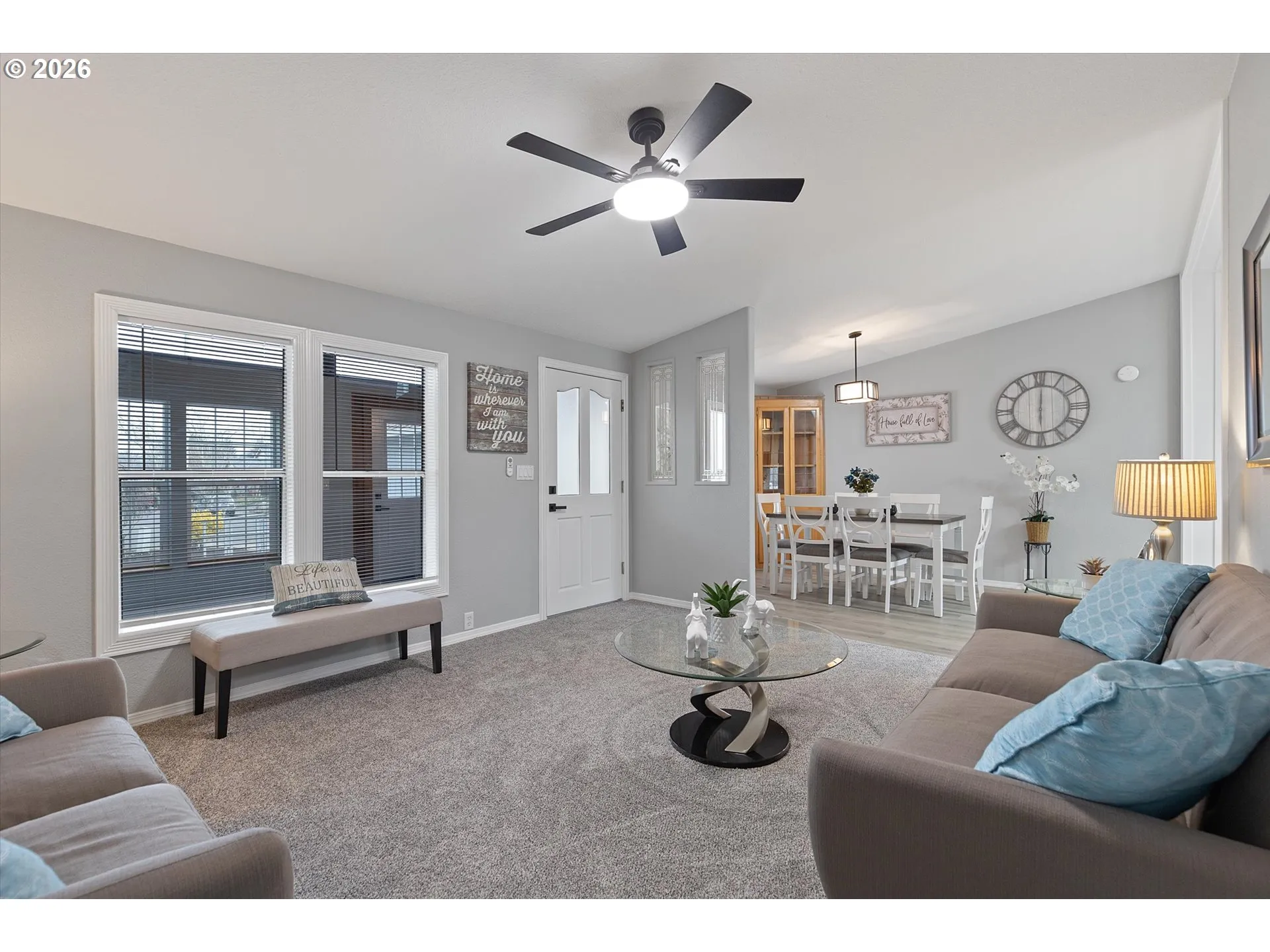 Living Room-Vaulted Ceilings