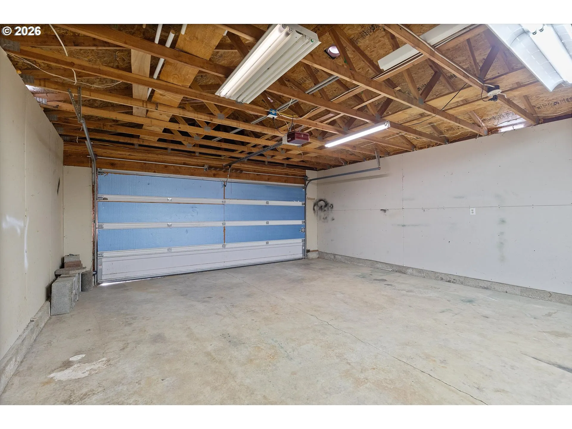 Garage-# 1