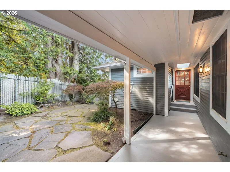 Entrance/Foyer