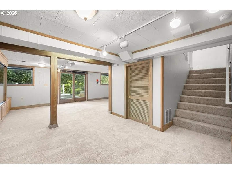 Basement-Finished