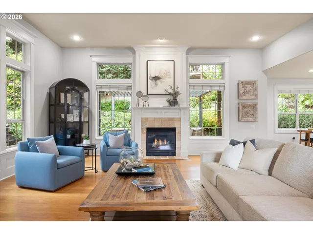 Living Room-Fireplace