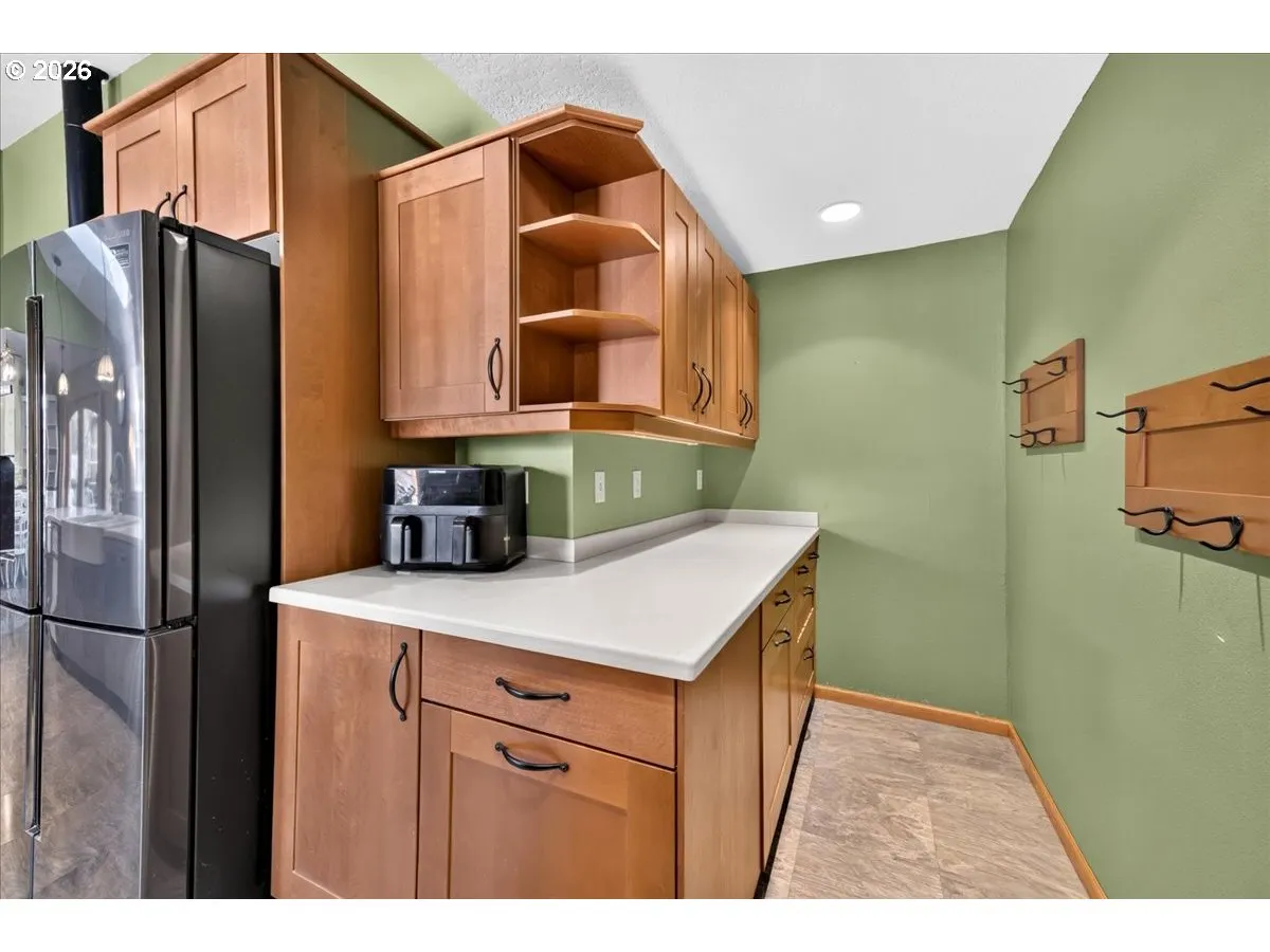 Butler's Pantry