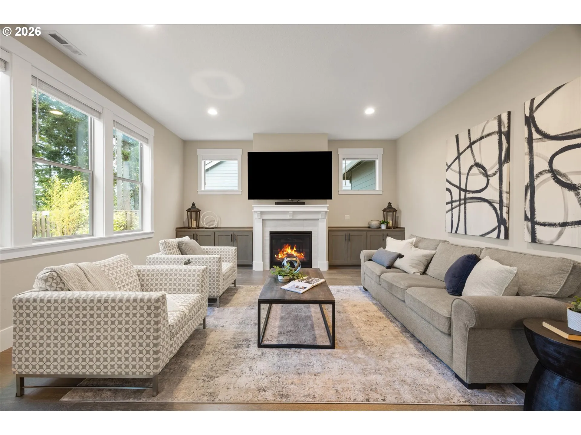 Living Room-Fireplace