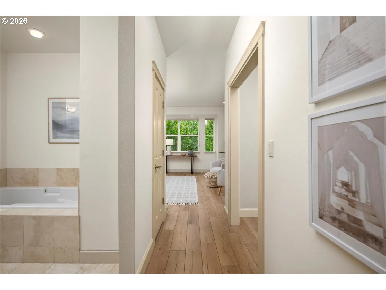 Bedroom, Primary