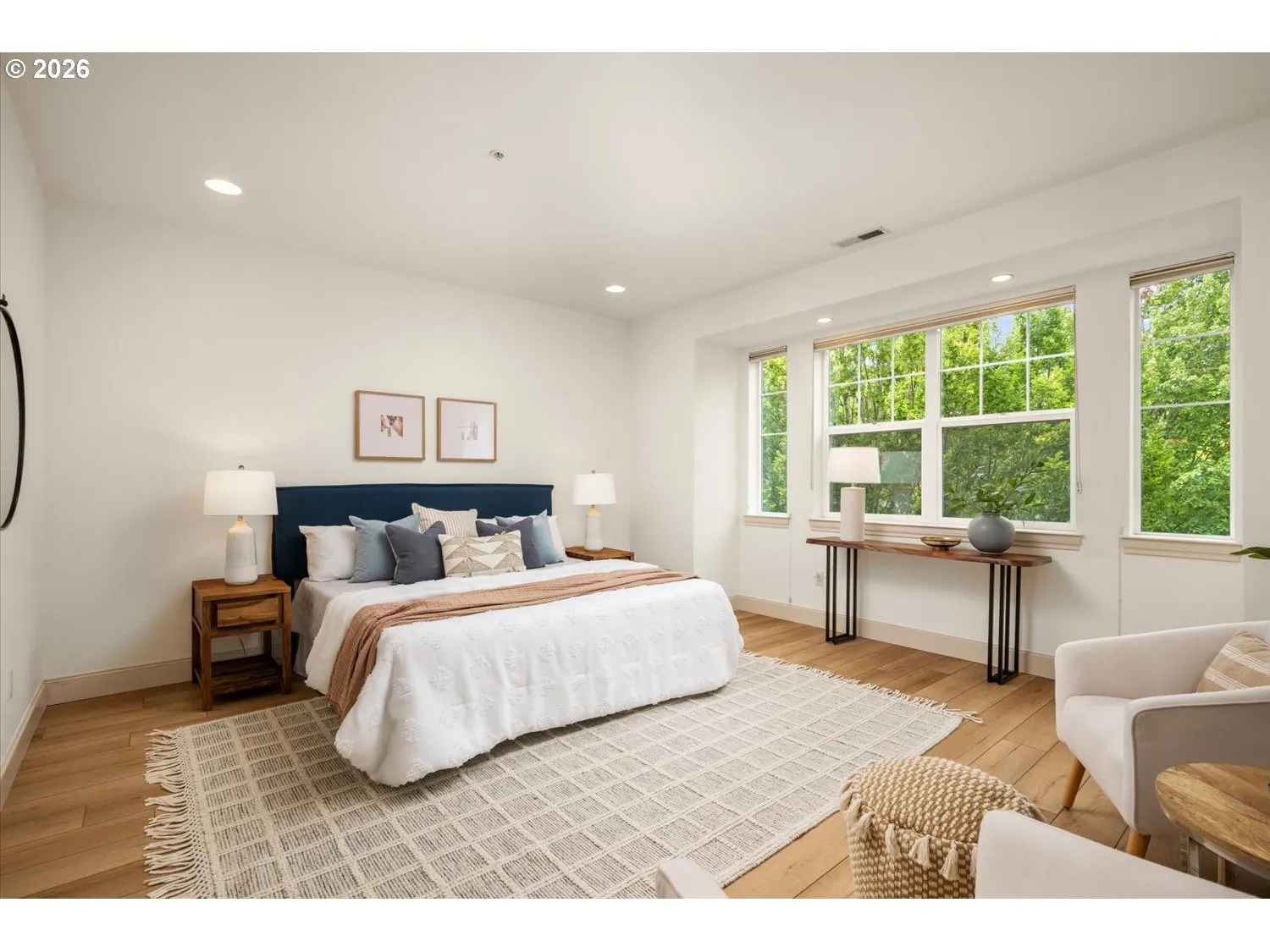 Bedroom, Primary