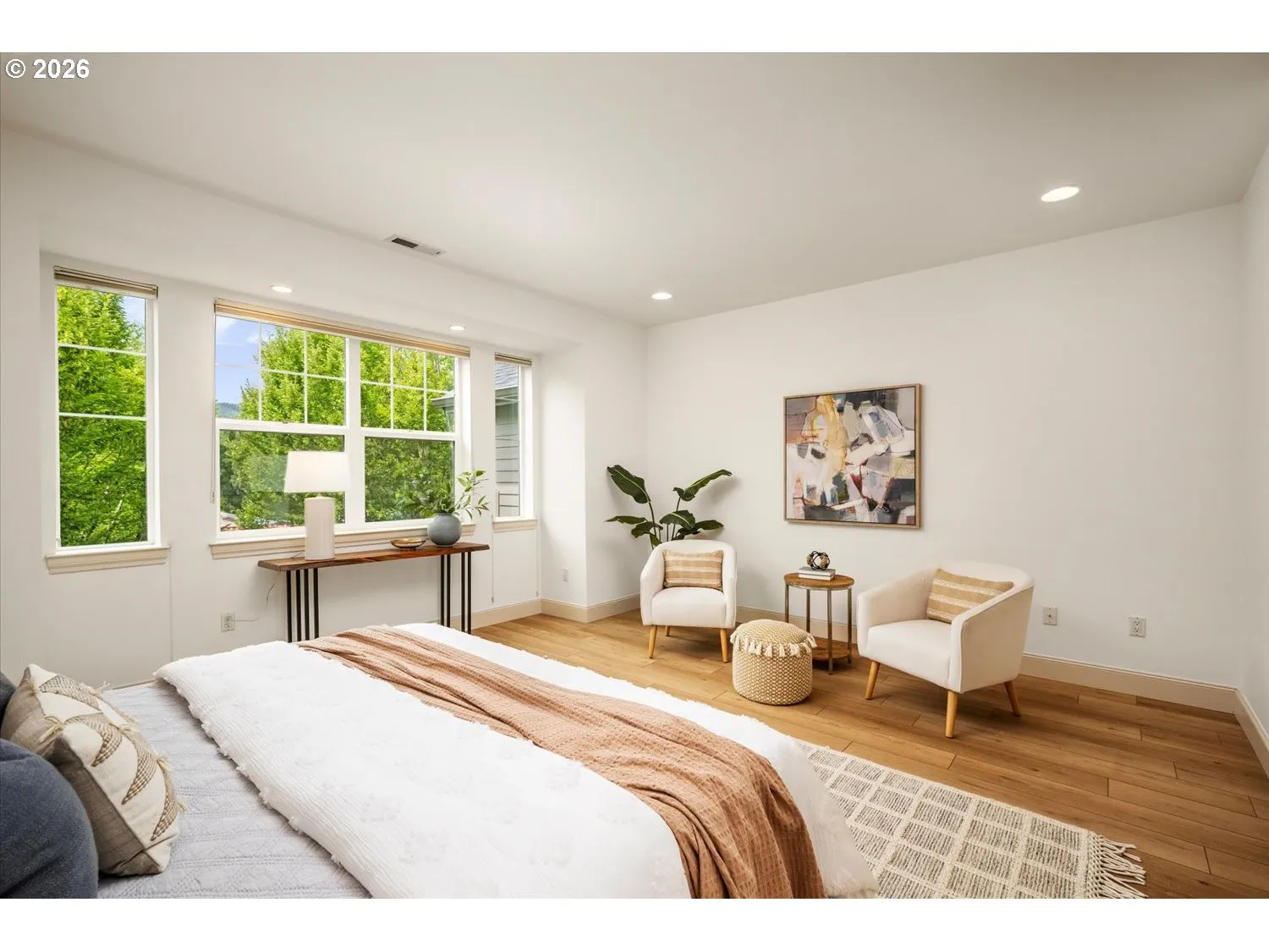 Bedroom, Primary
