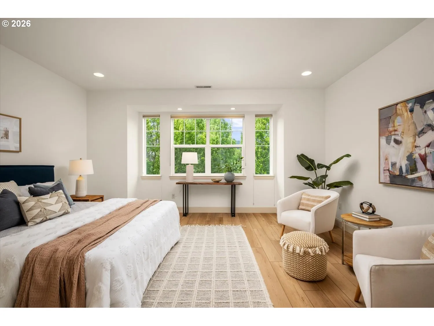 Bedroom, Primary