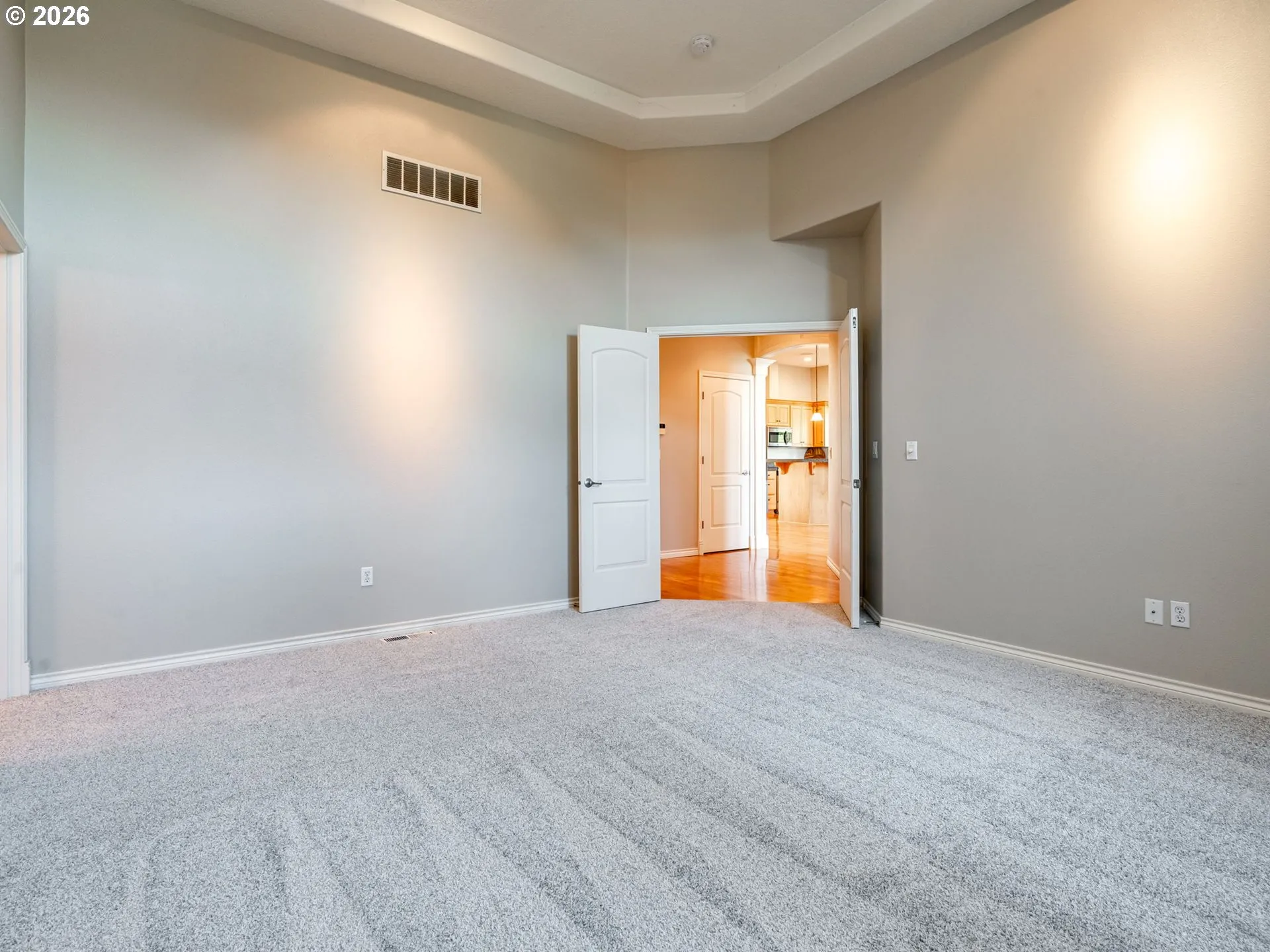 Bedroom, Owner's Suite-Main