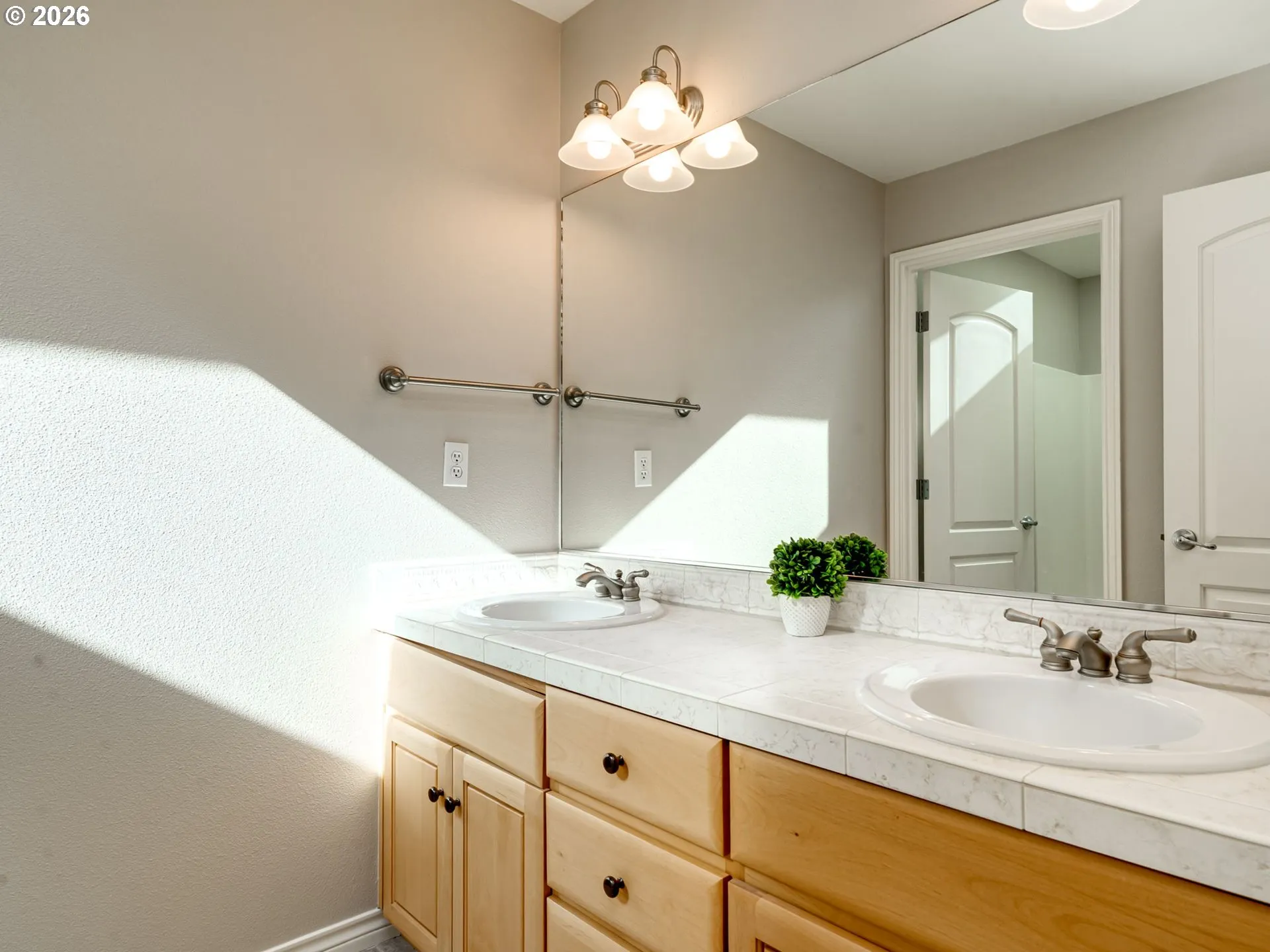 Bathroom-Hall