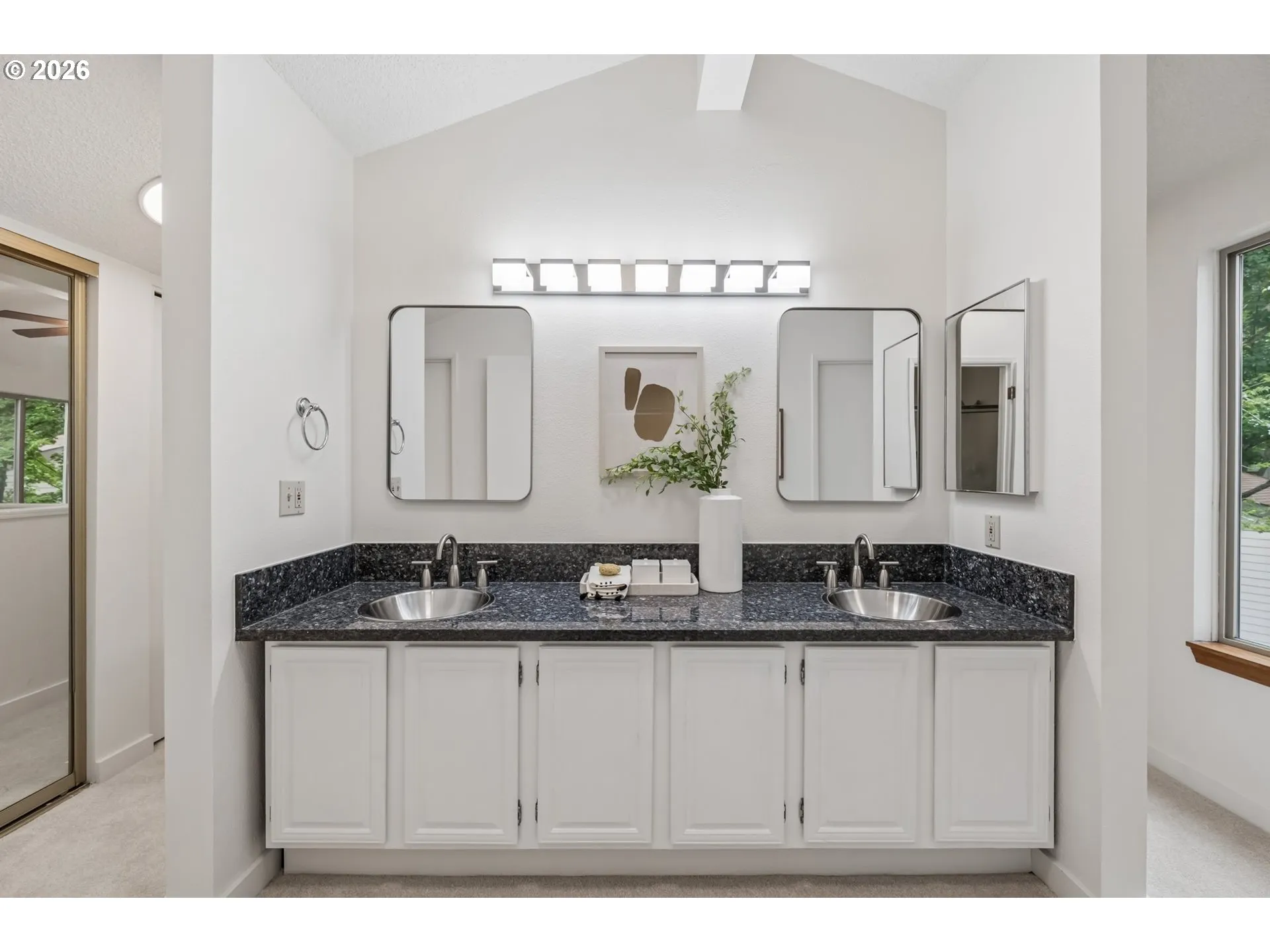 En Suite Bathroom-Upper