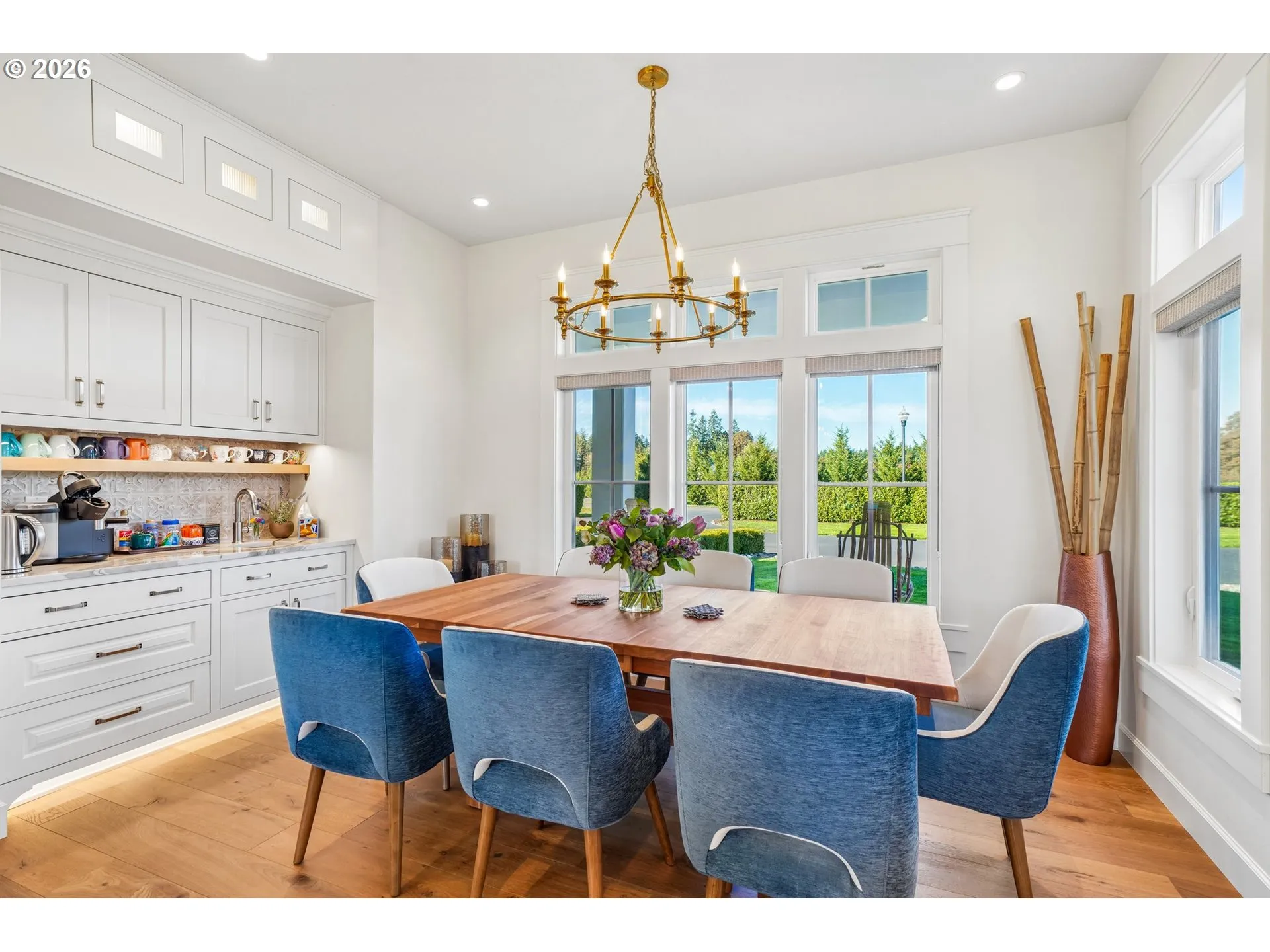 Dining Room-Built-In Cabinets