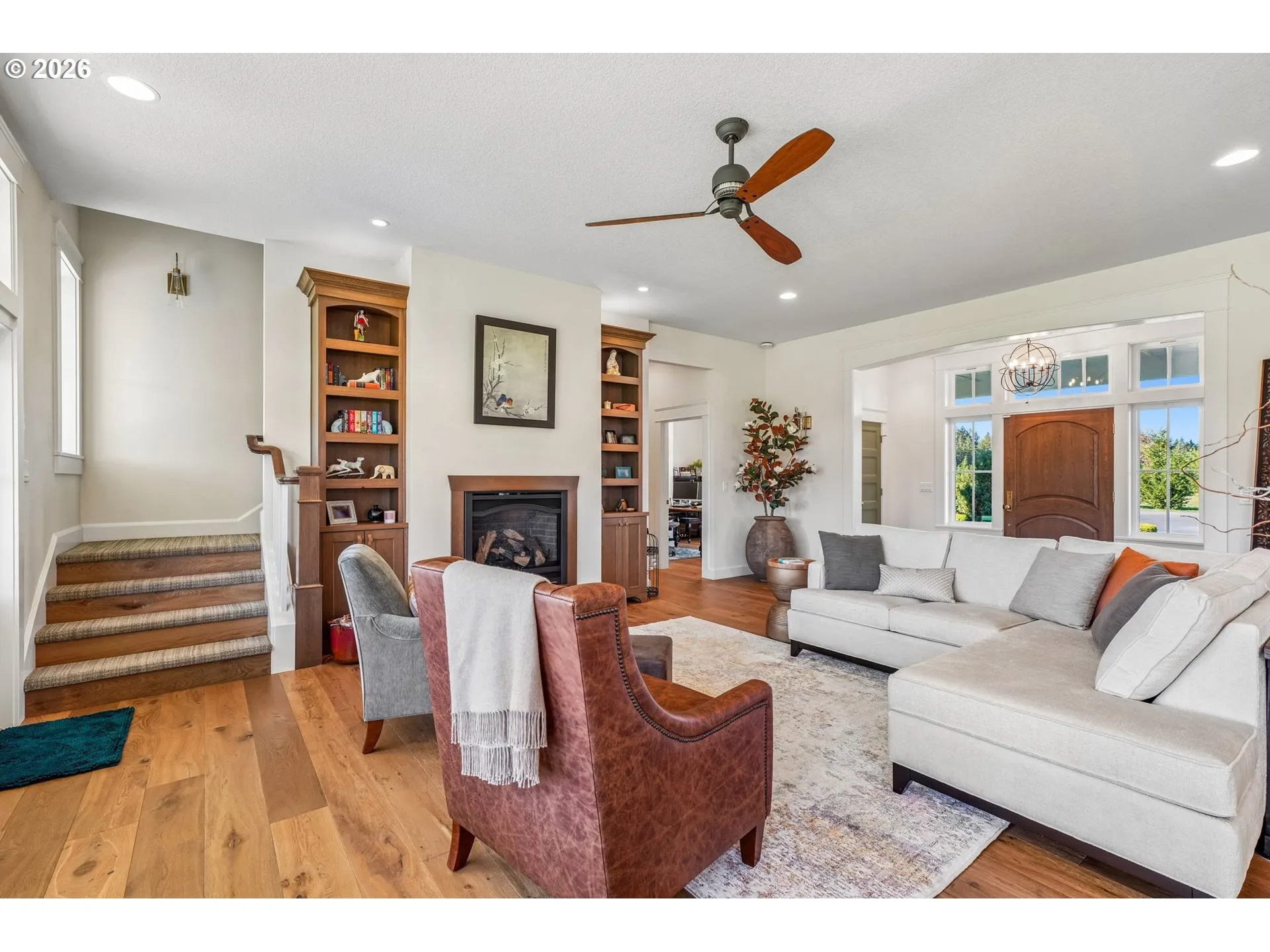 Living Room-Fireplace