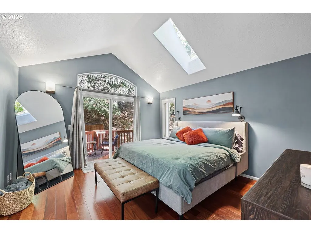 Bedroom, Owner's Suite