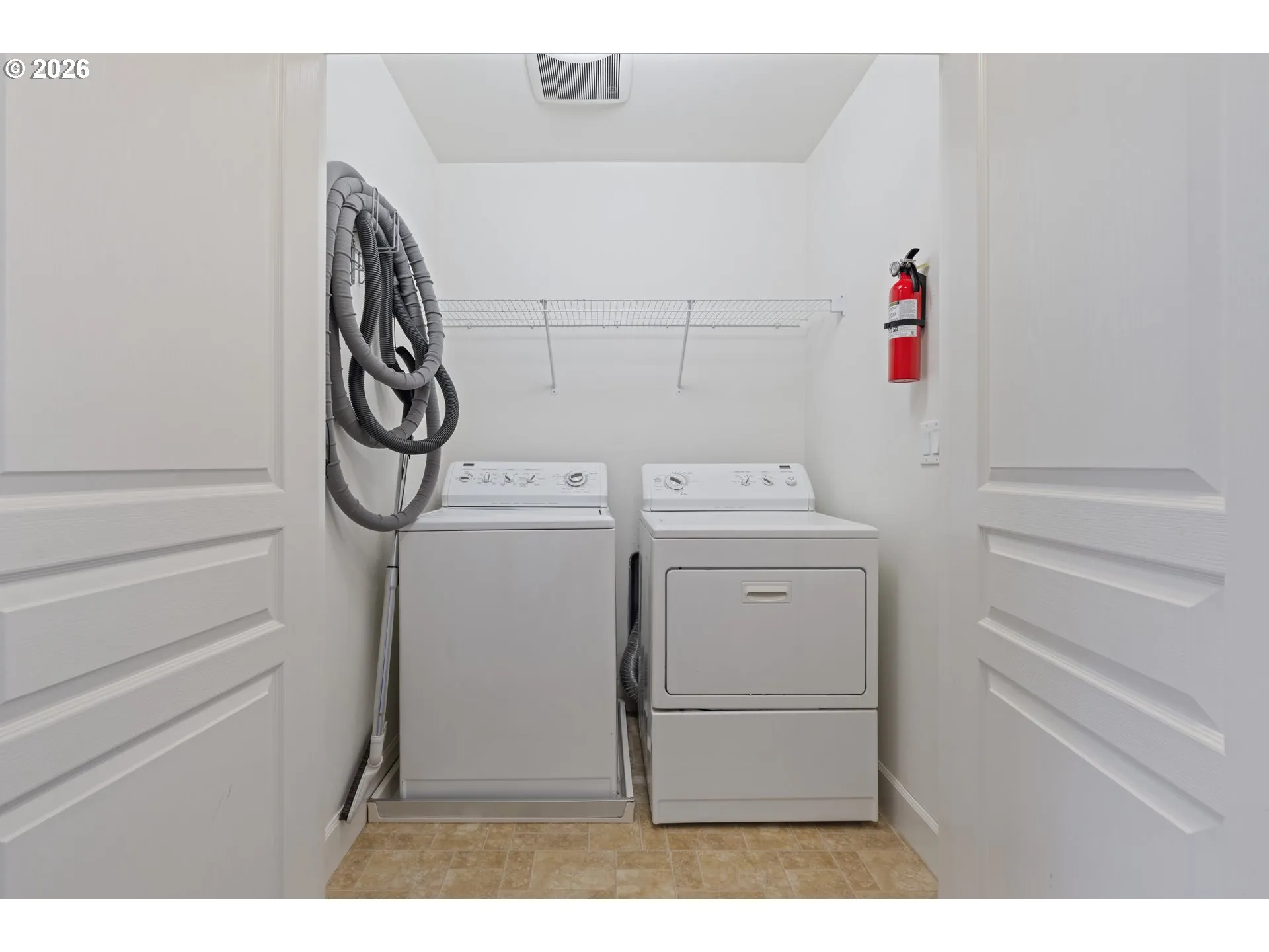 Laundry-Upper