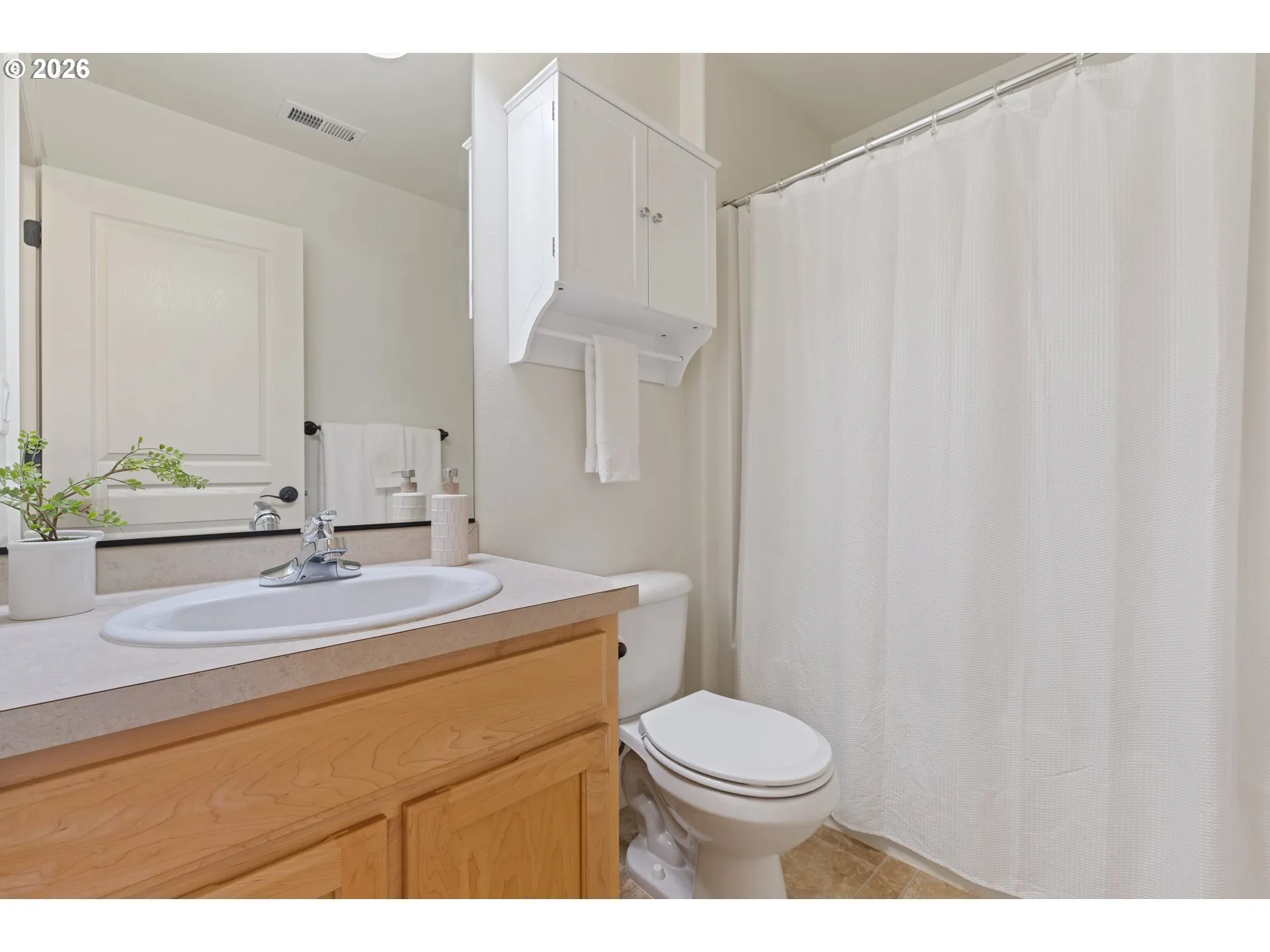 Bathroom-Upper