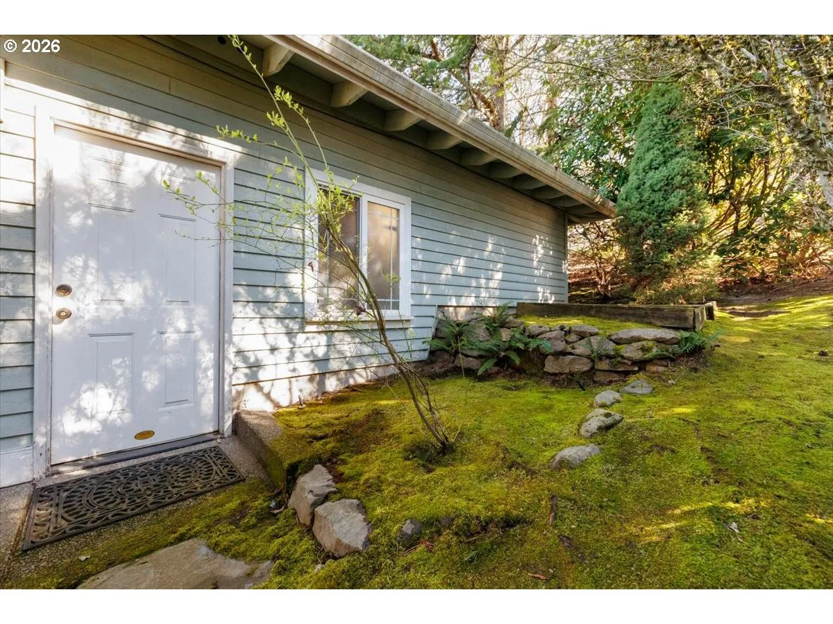 Bonus Room-Lower