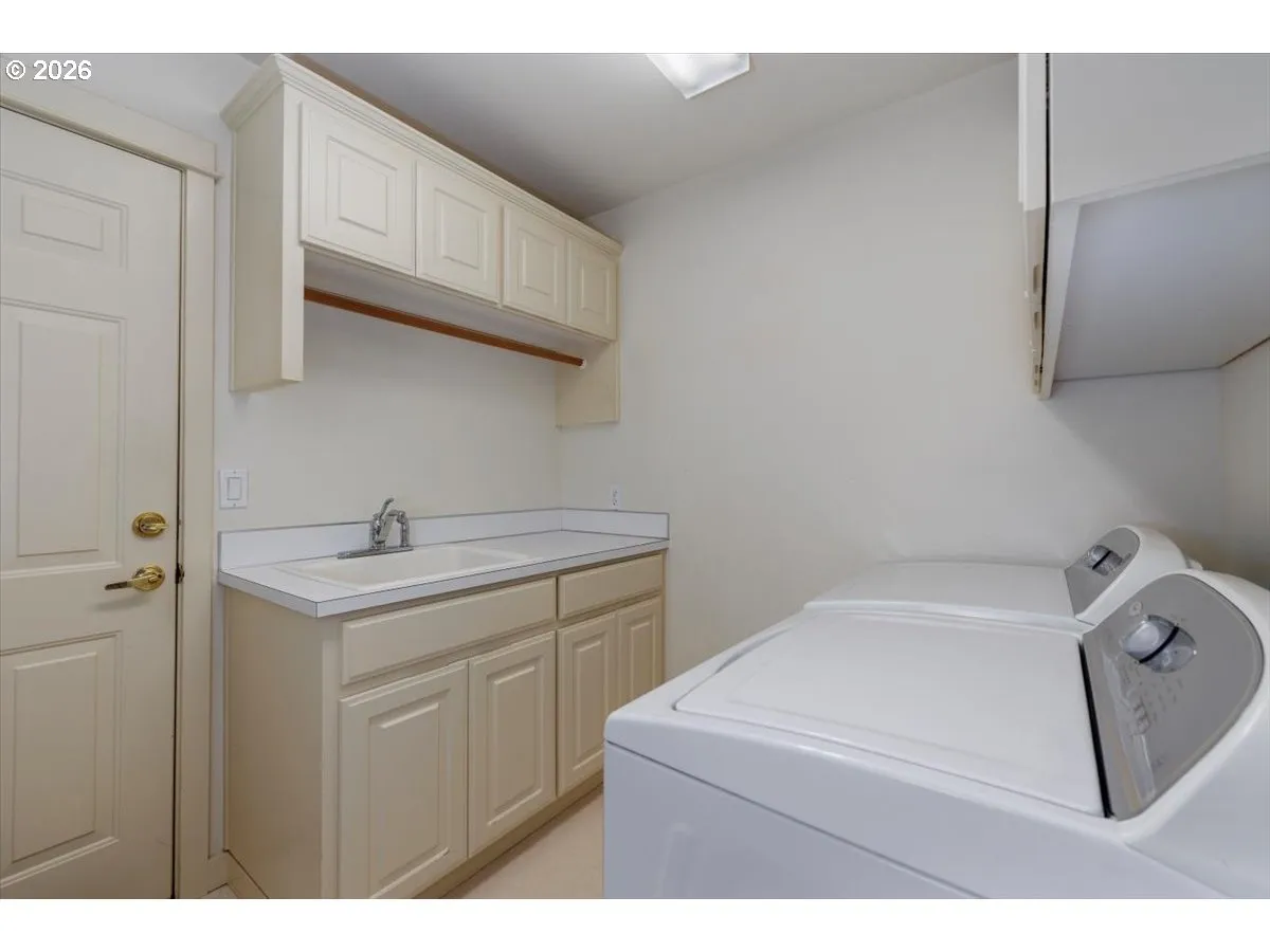 Laundry-Main