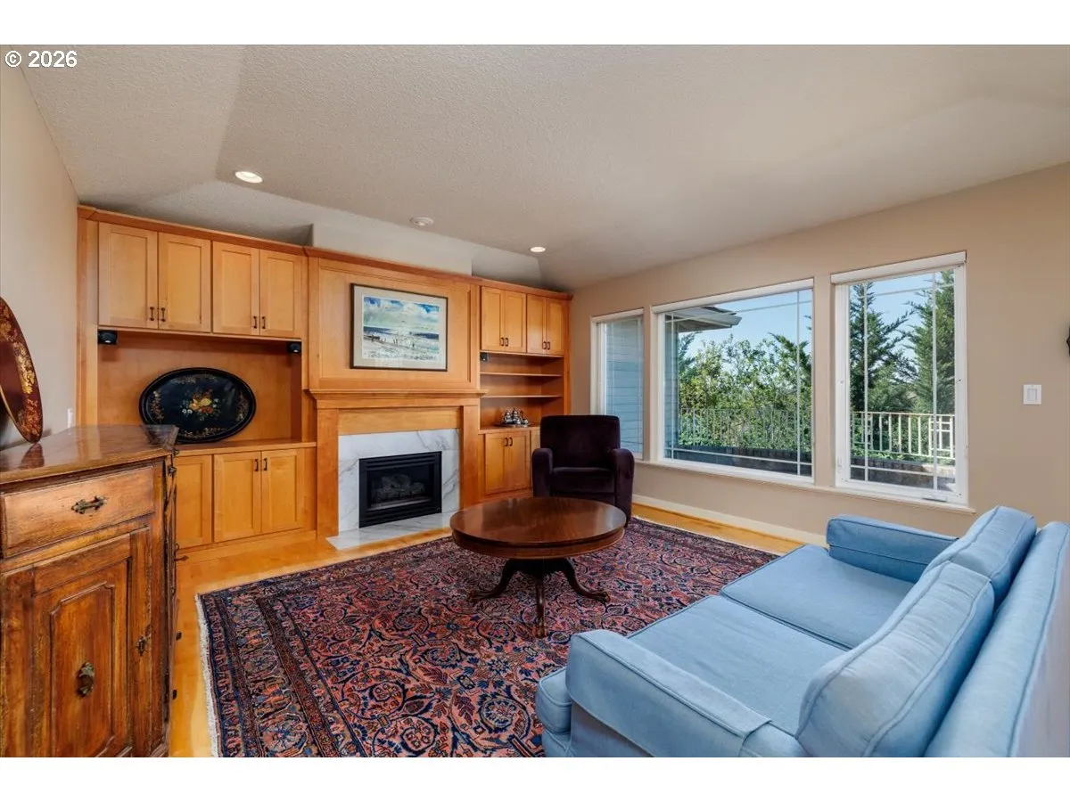 Family Room-Main