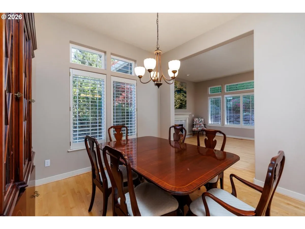 Dining Room-Formal