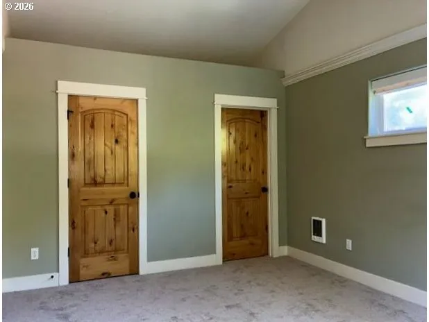 Bedroom, Primary