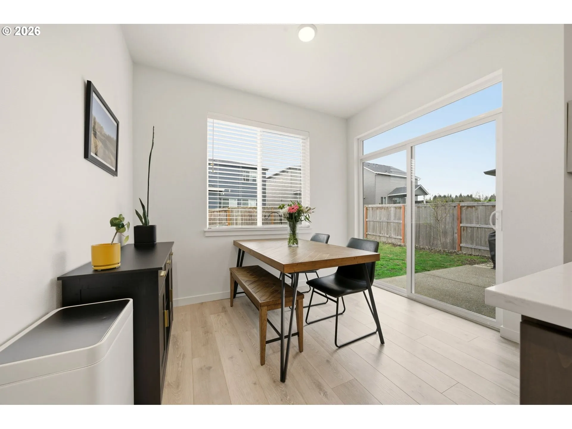 Kitchen/Nook-Eating Area