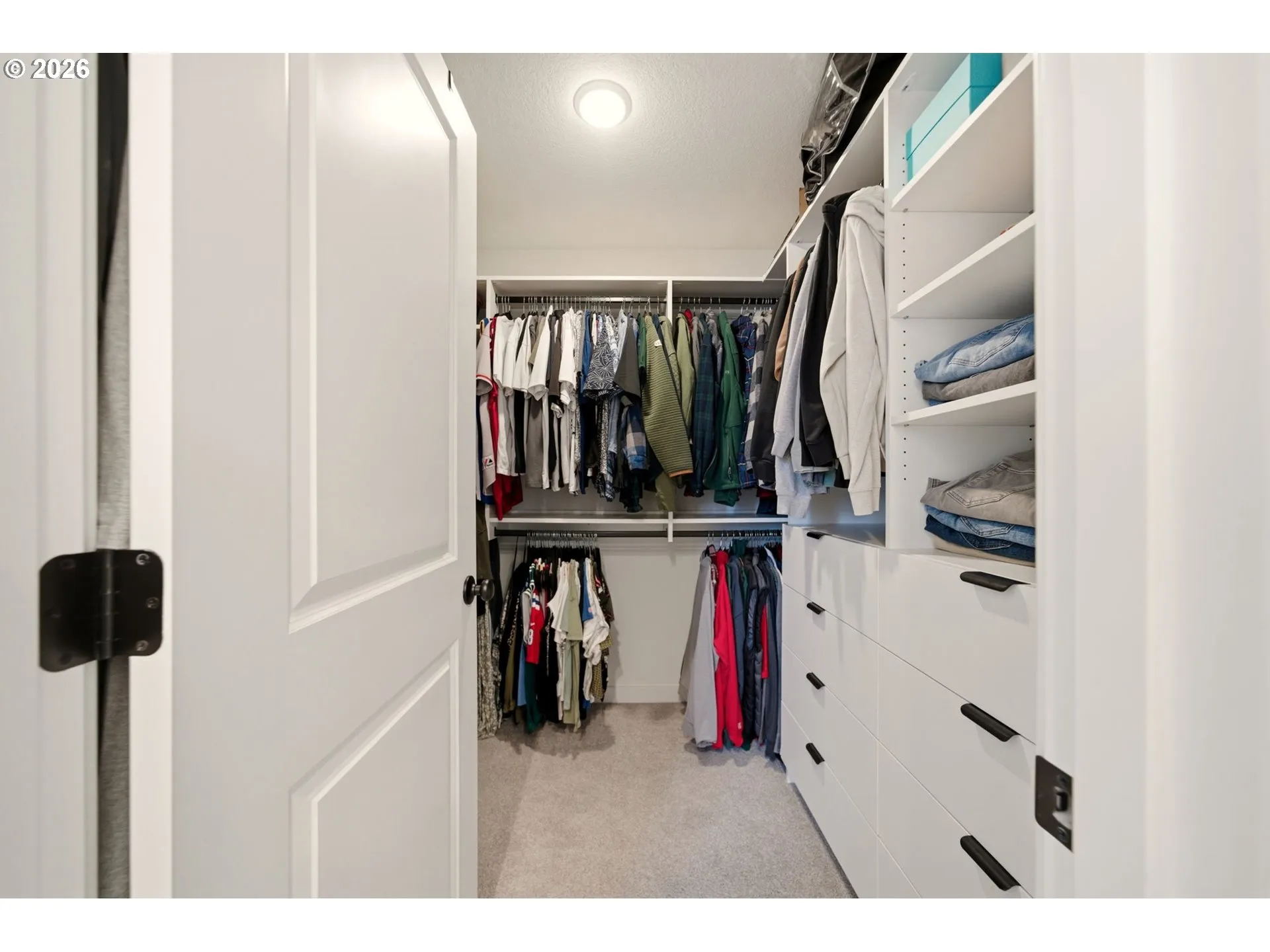 Bedroom, Owner's Suite-Walk-In Closet