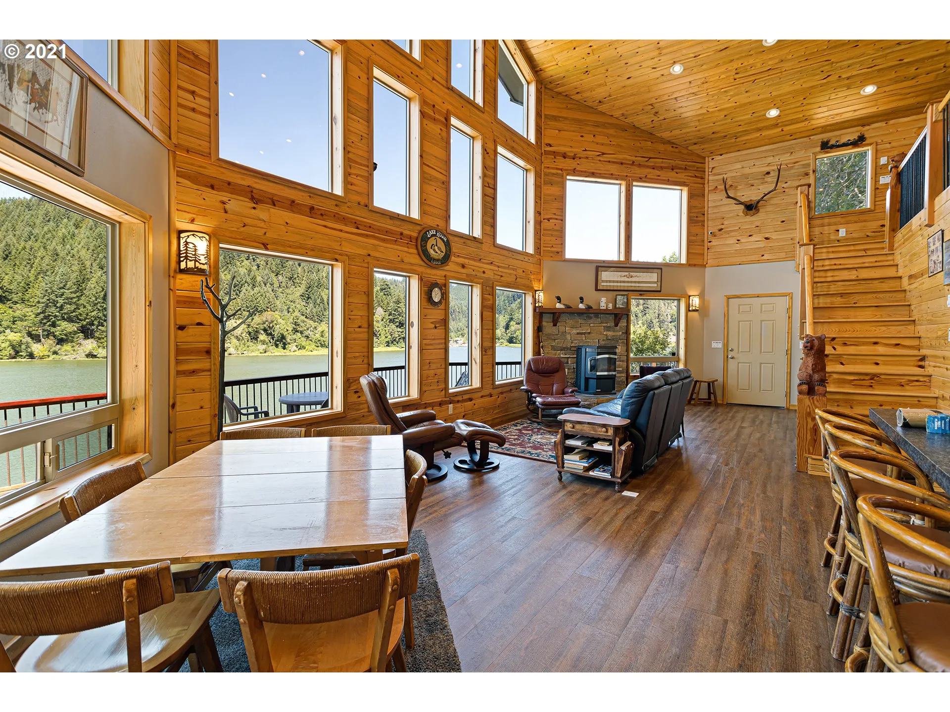 Living Room/Dining Room