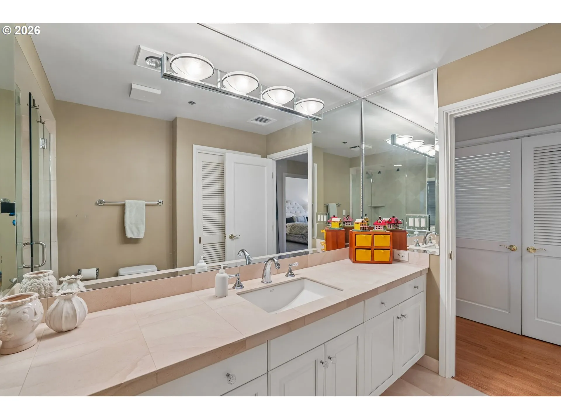Bathroom-Hall