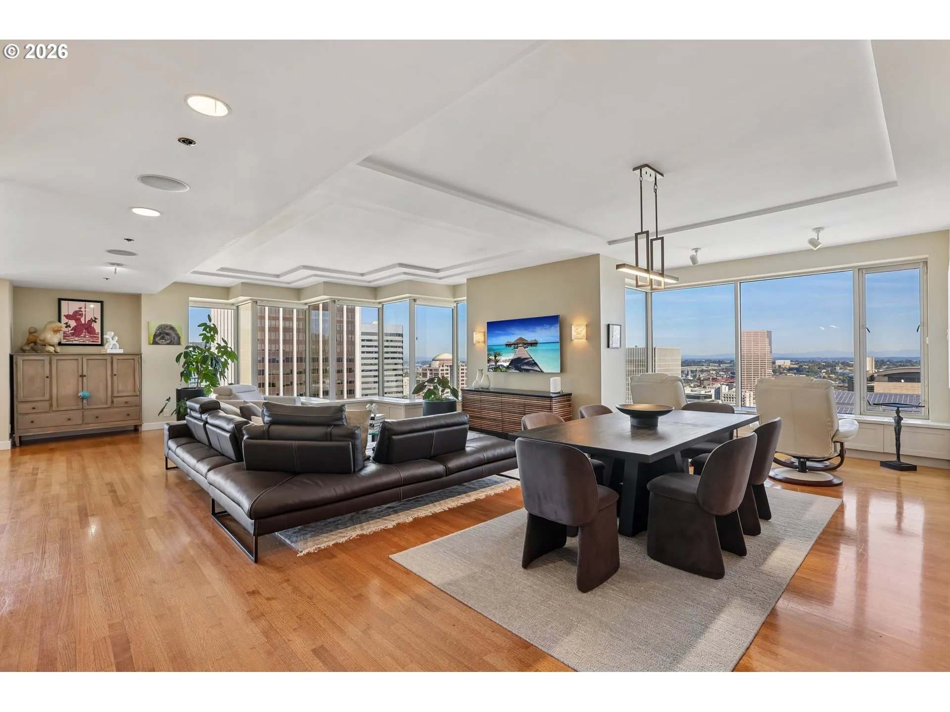 Living Room/Dining Room