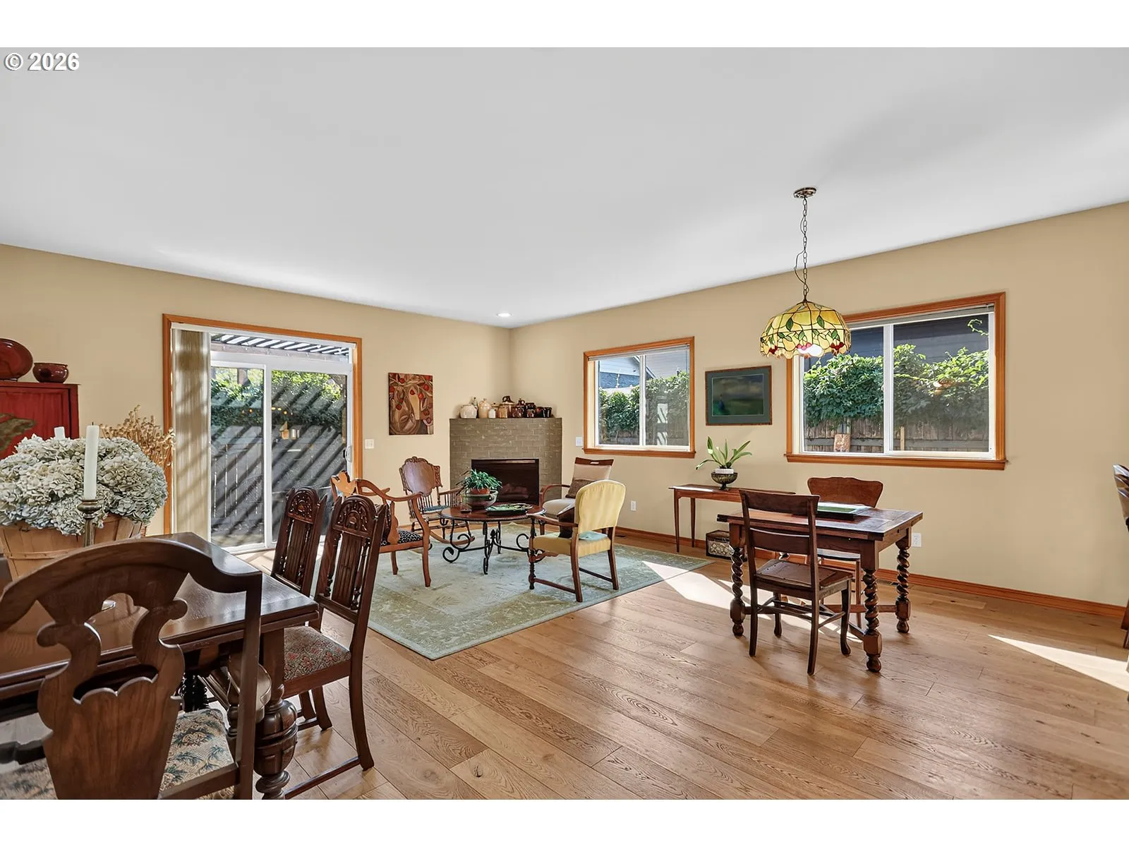Living Room/Dining Room