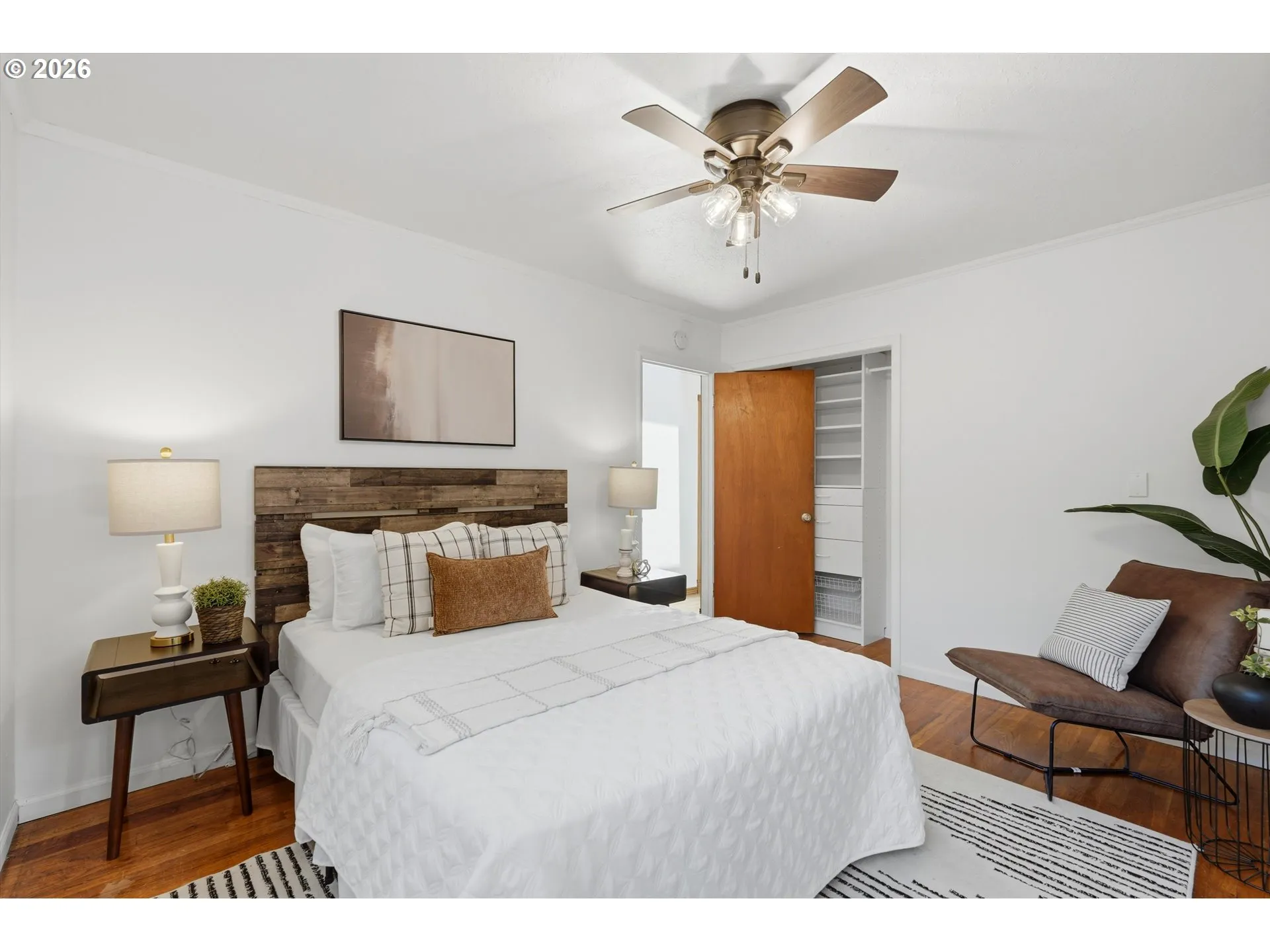 Bedroom, Primary