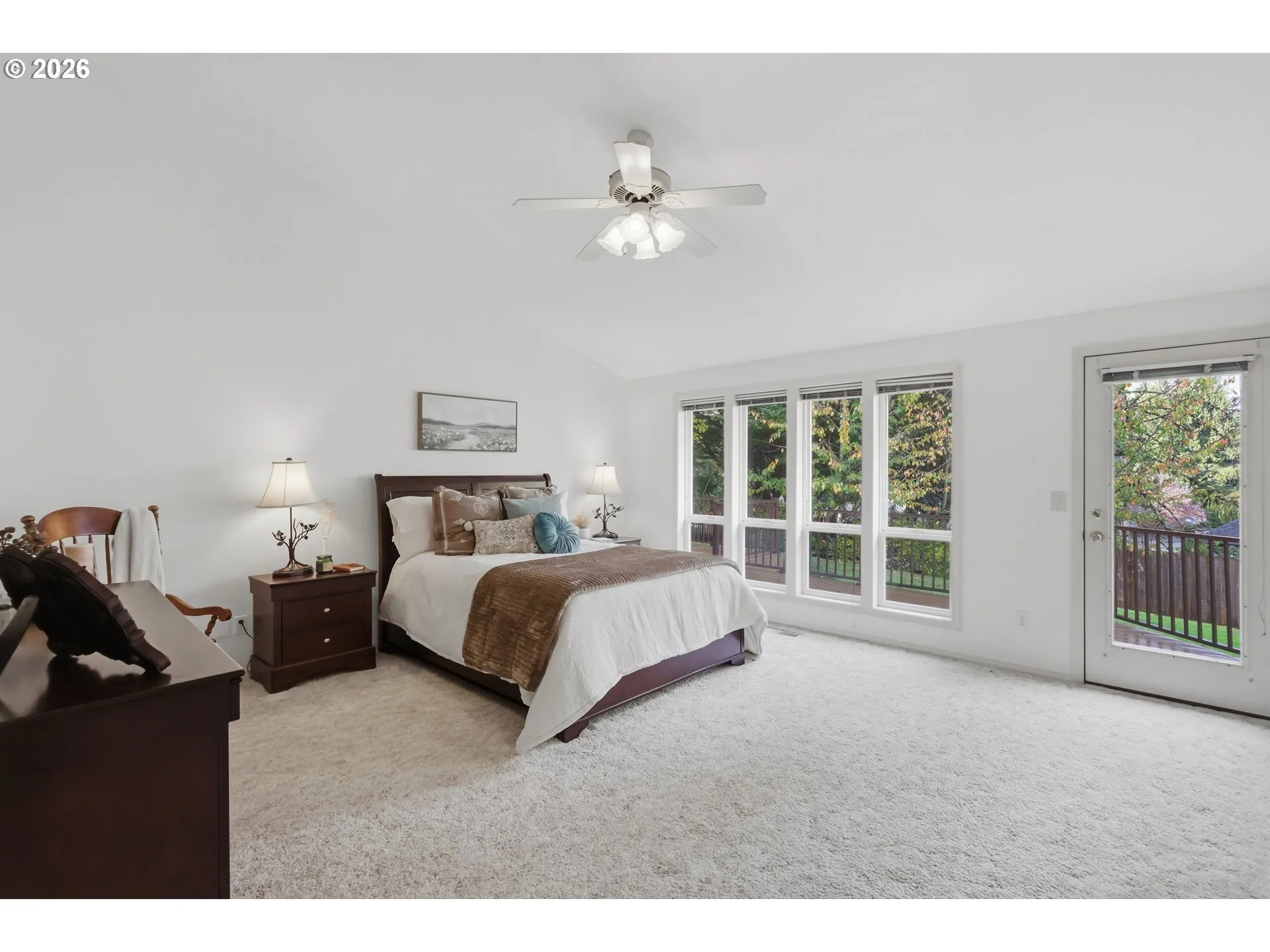 Bedroom, Primary