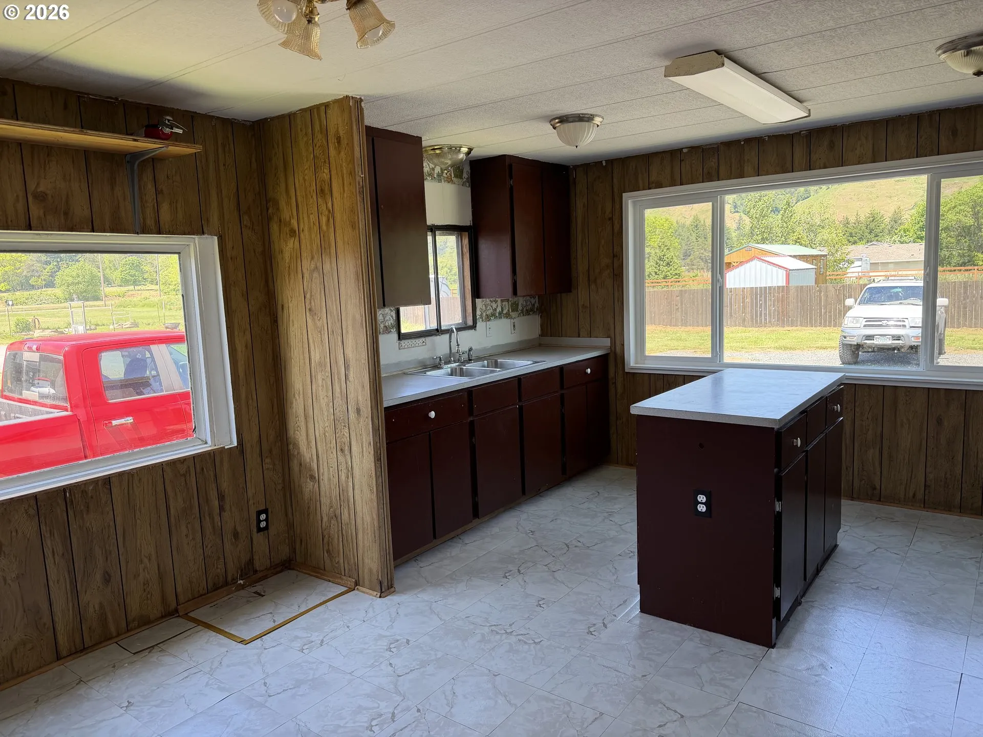 Kitchen-Island