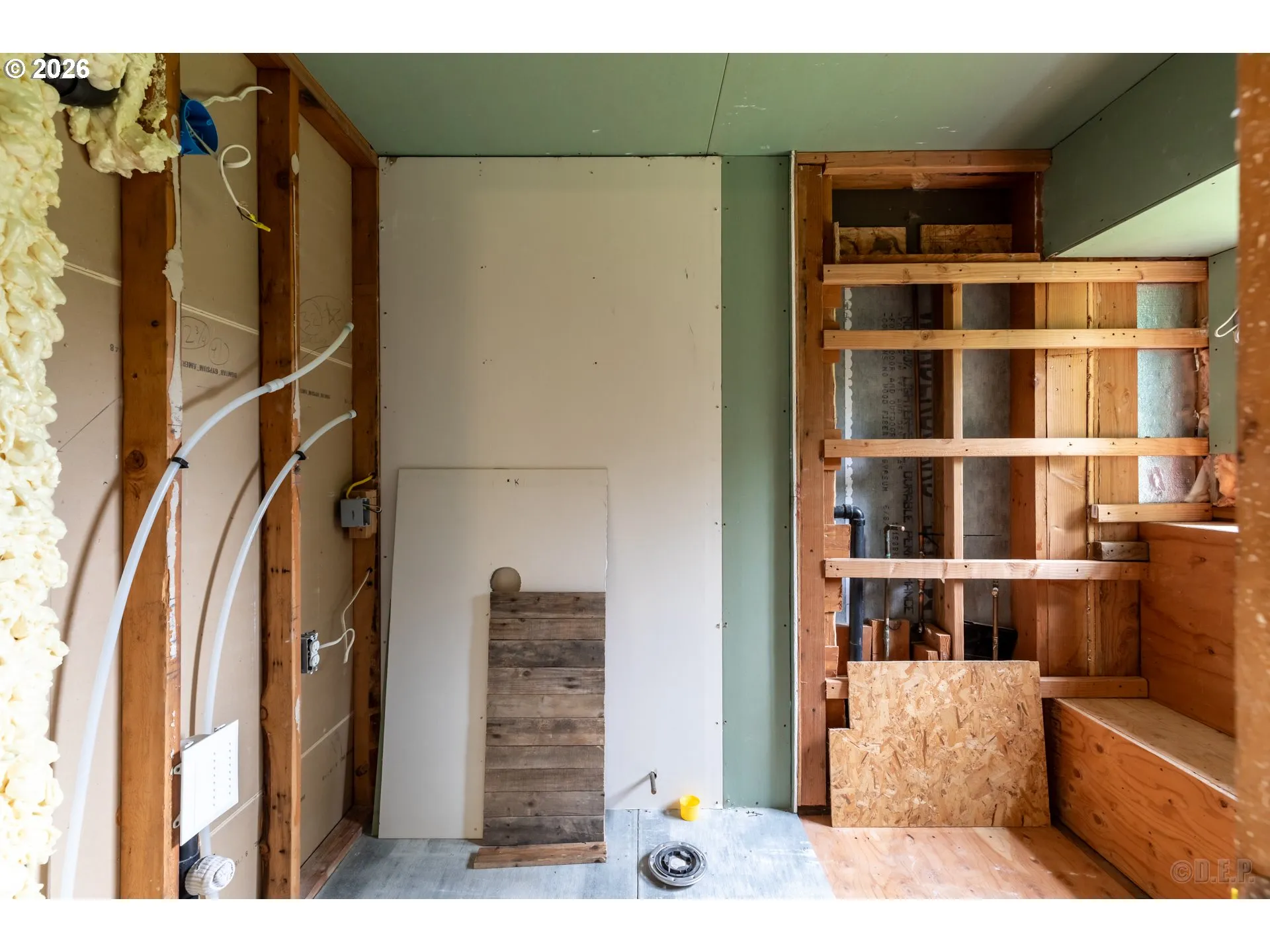 Bathroom, Attached