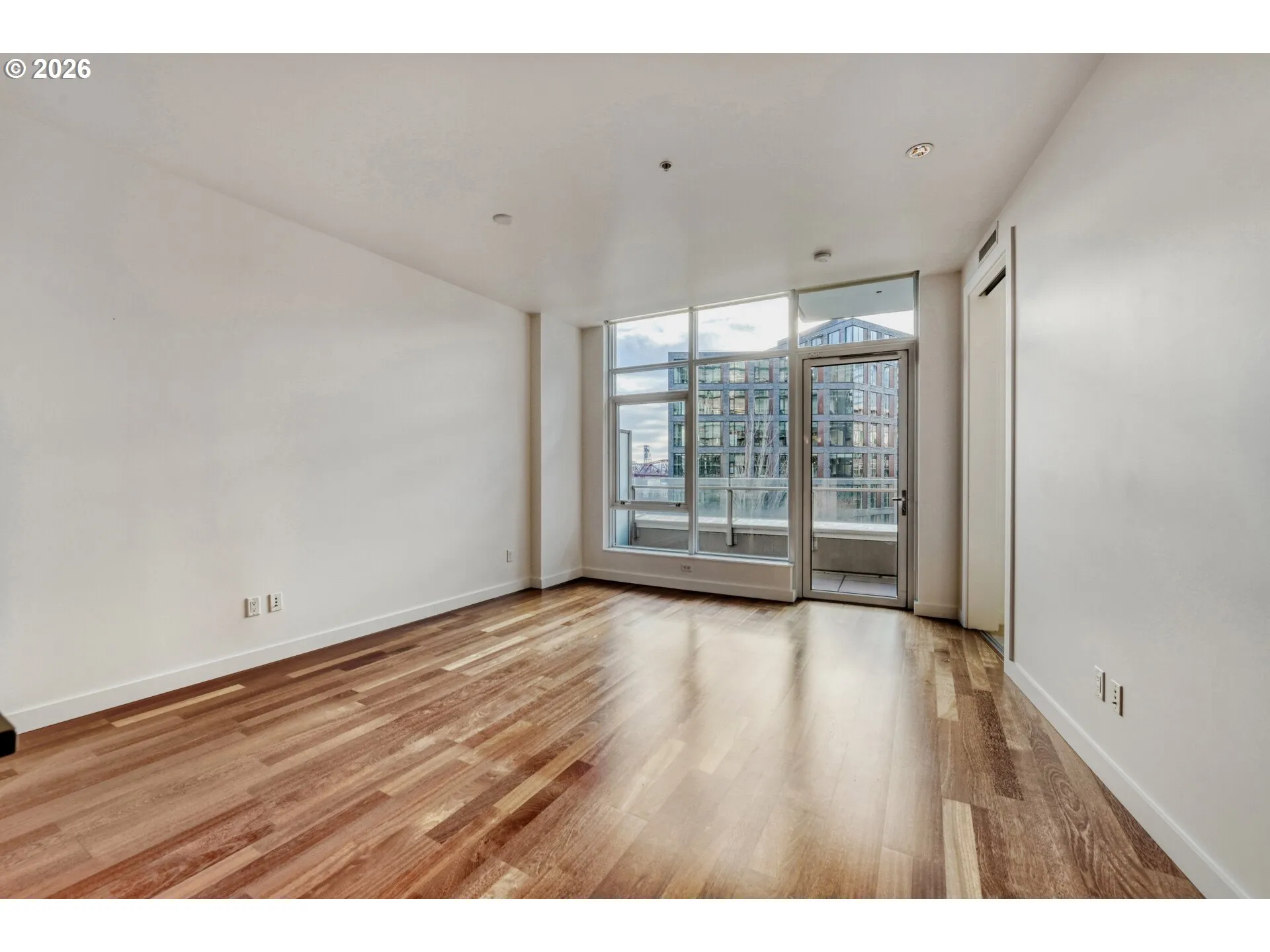 Living Room-Wide Angle/Fisheye
