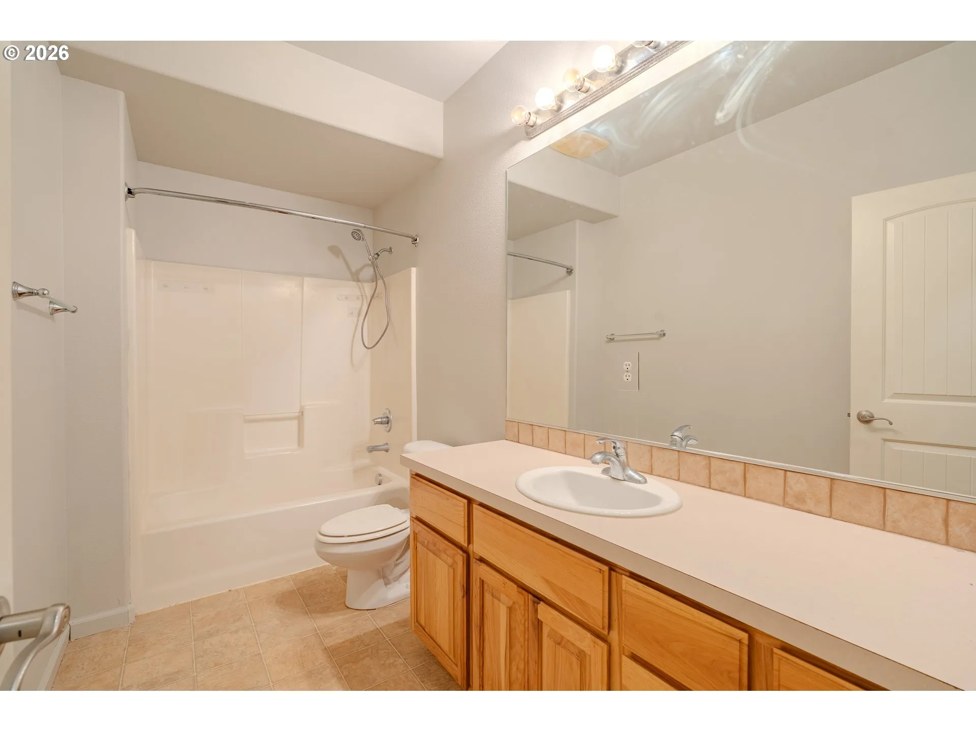 Bathroom-Lower