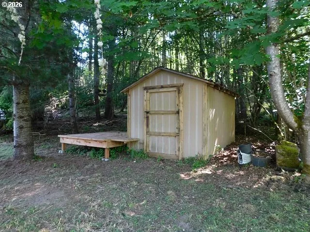 Shed