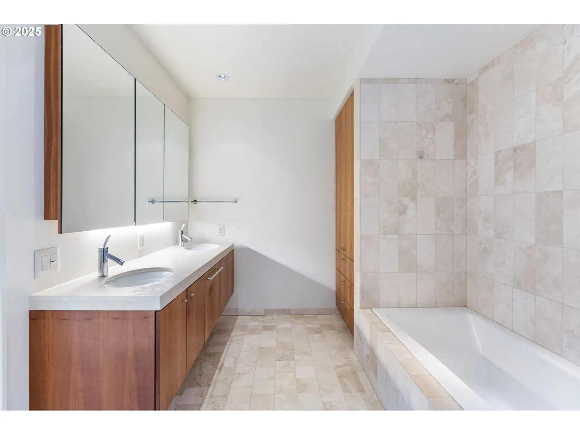 Primary Bedroom-Attached Bathroom