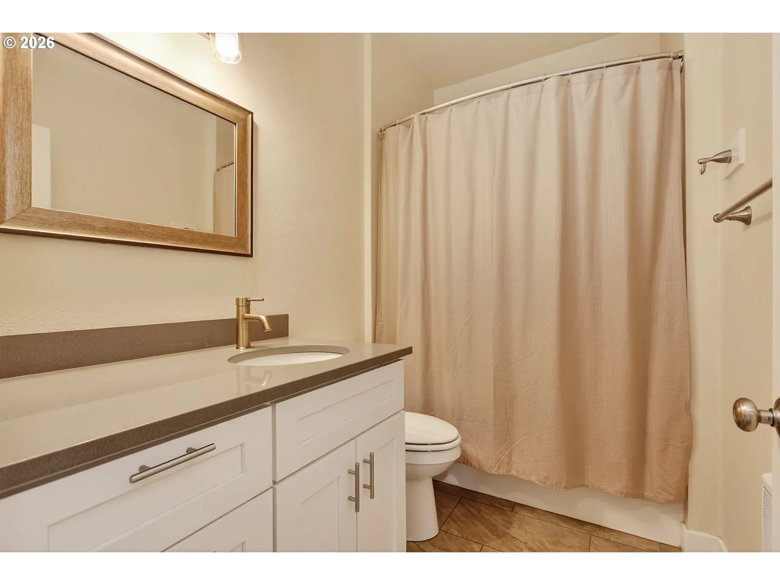 Bathroom-Lower
