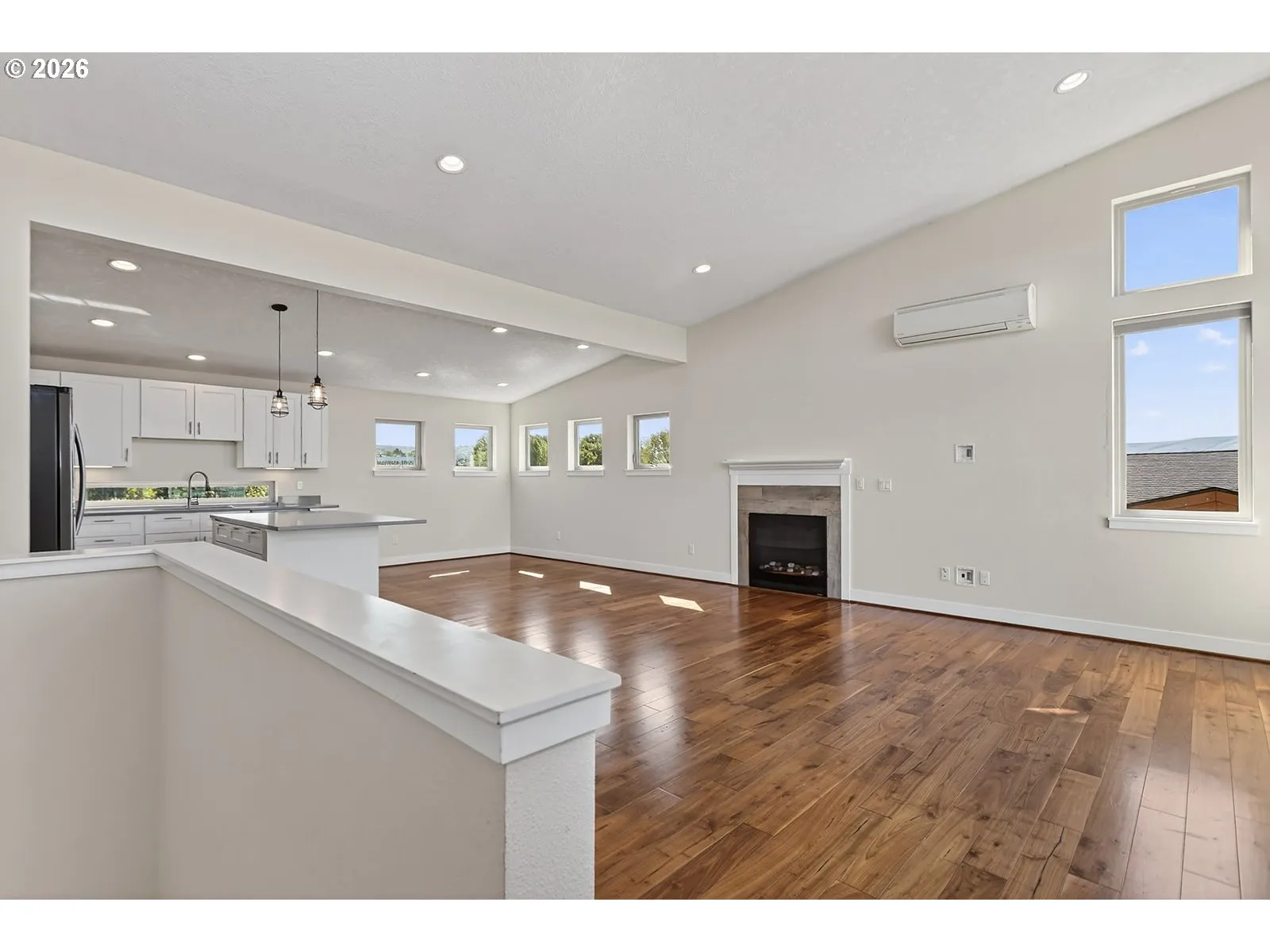 Living Room/Dining Room