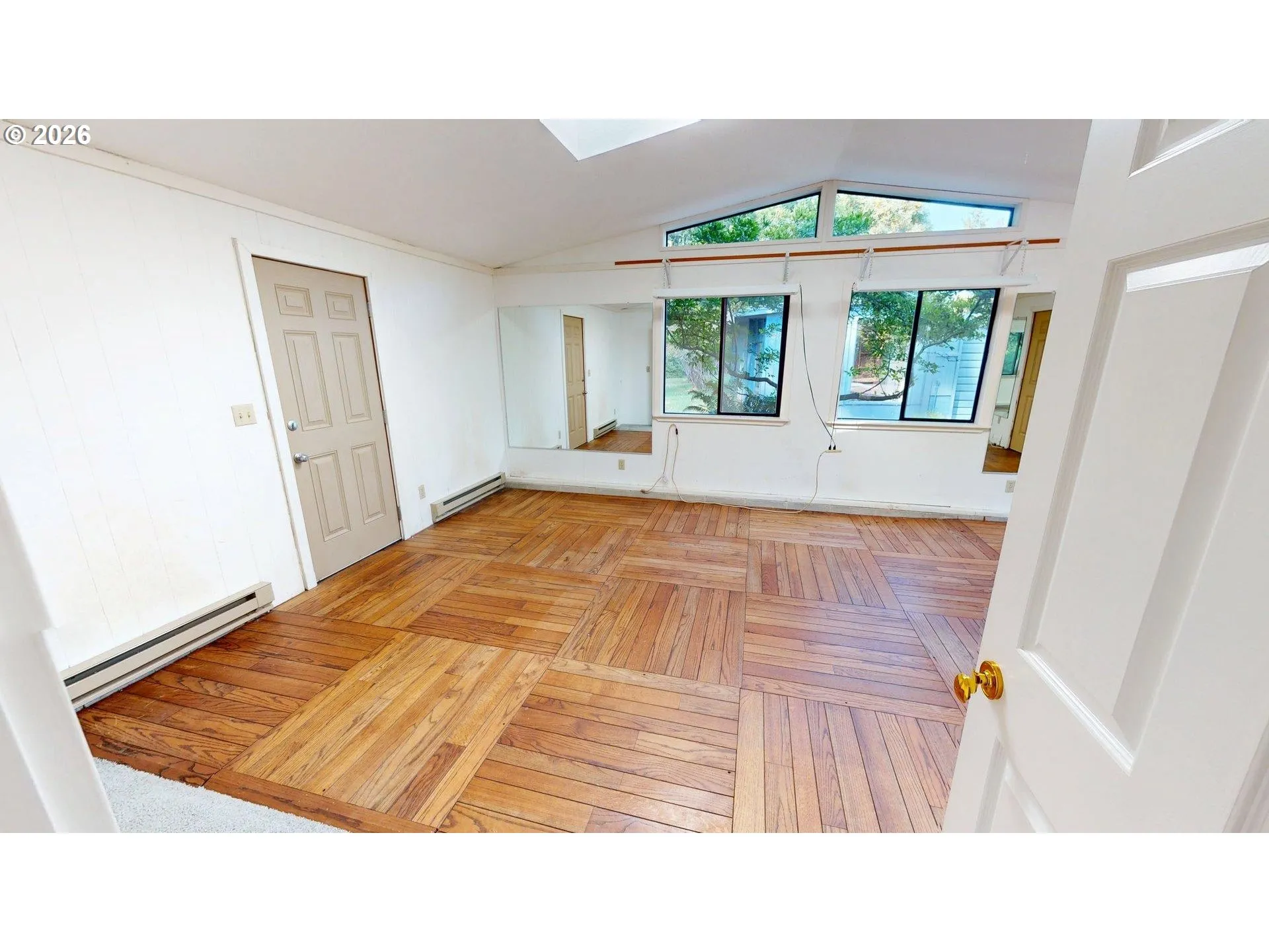 Bonus Room-Main