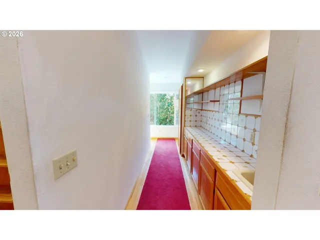 Butler's Pantry