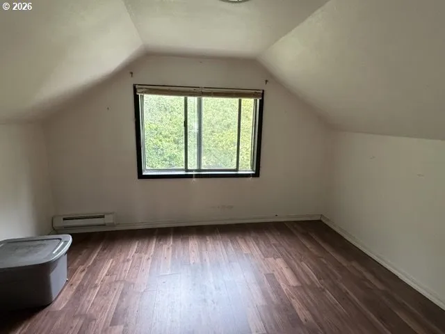 Bedroom-#4 Upper
