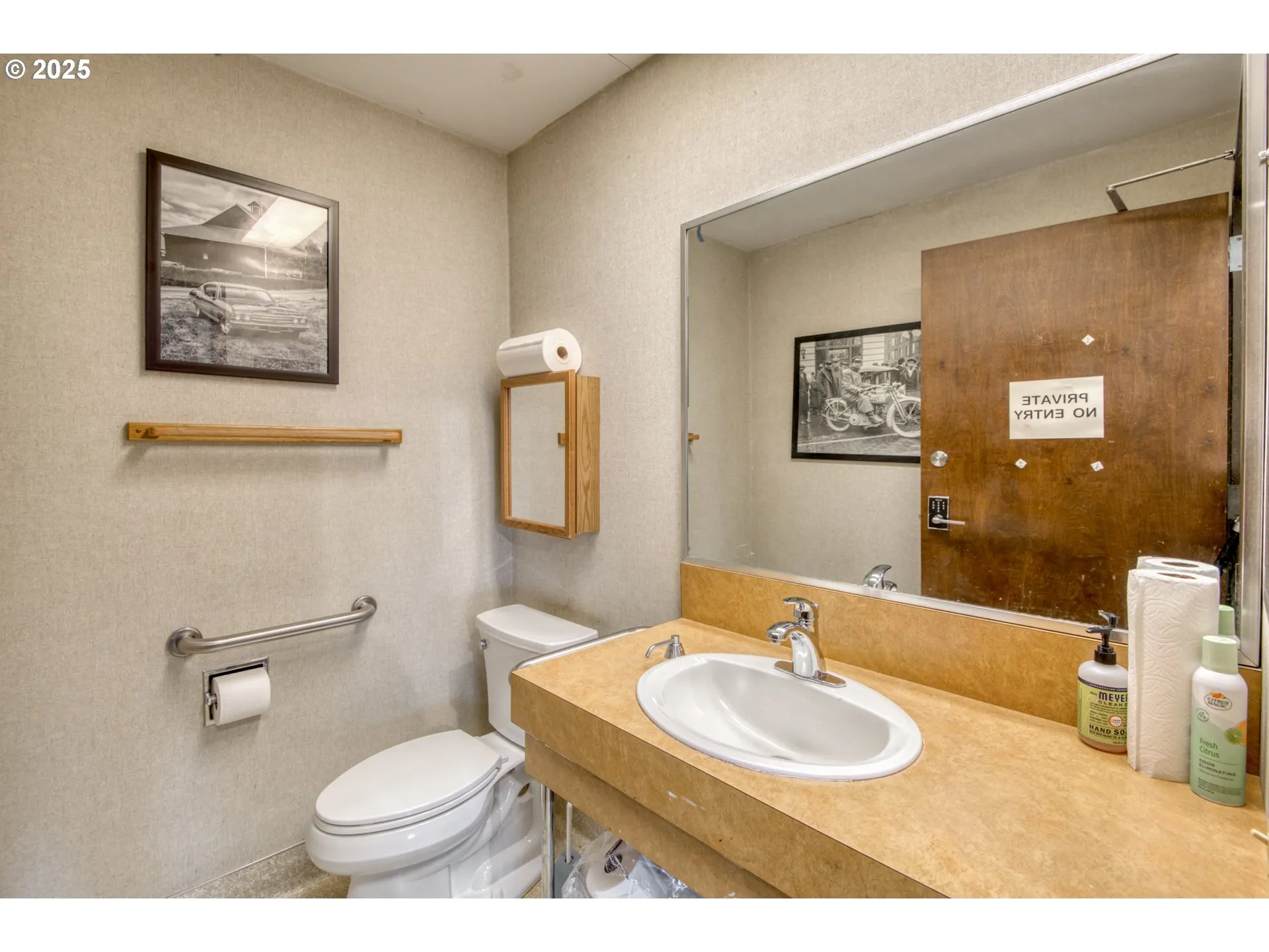 Bathroom-Lower