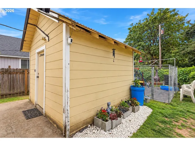 Shed