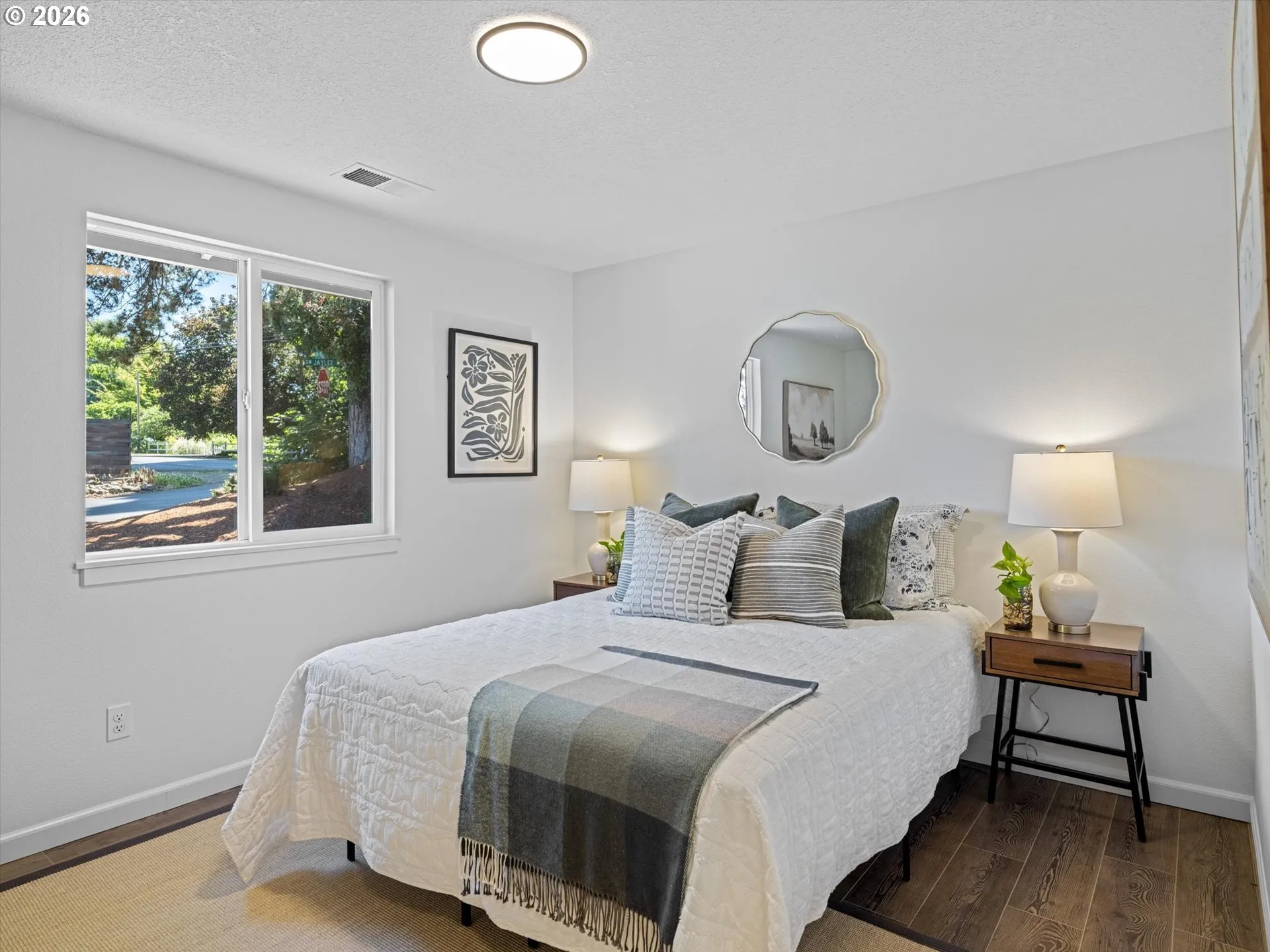 Bedroom, Primary