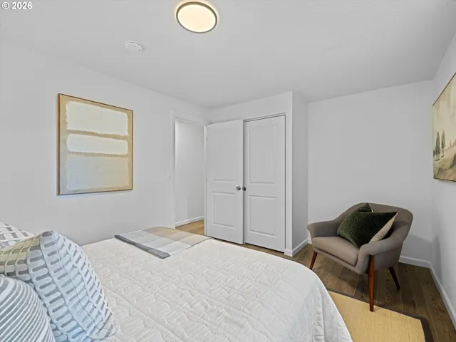 Bedroom, Primary