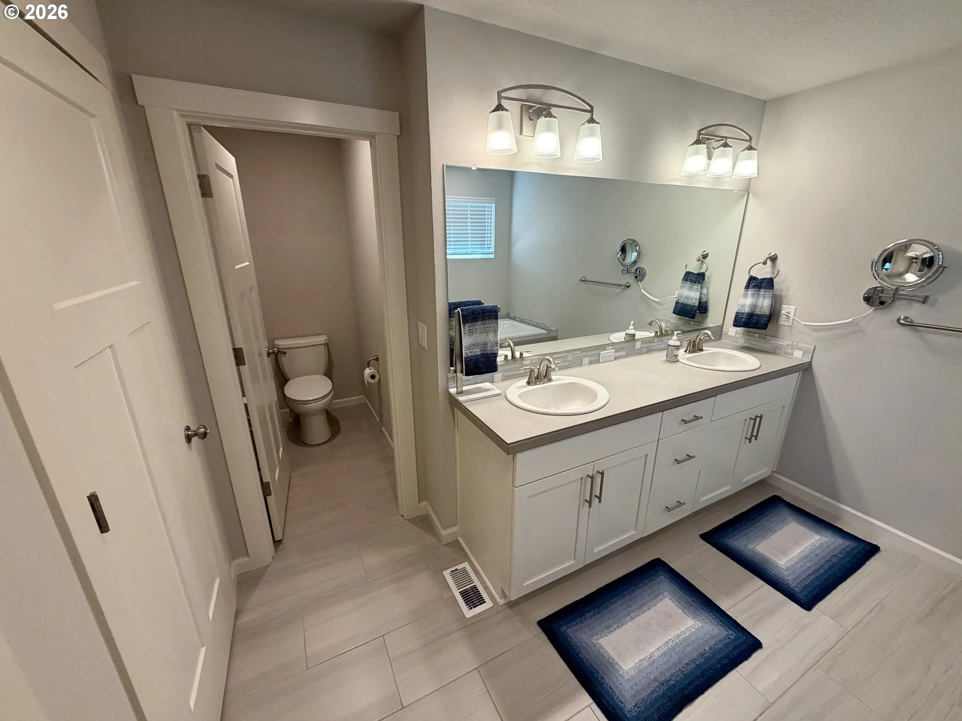 En Suite Bathroom