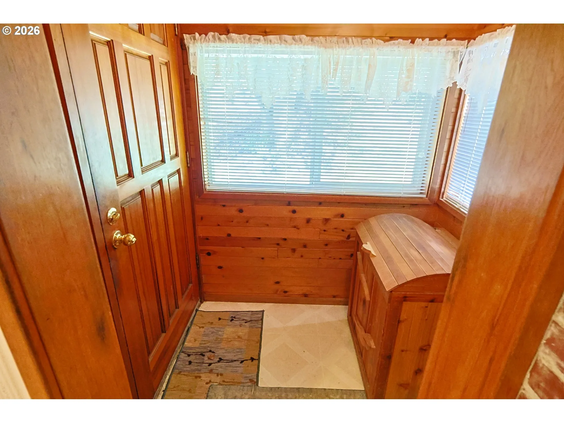 Entrance/Foyer