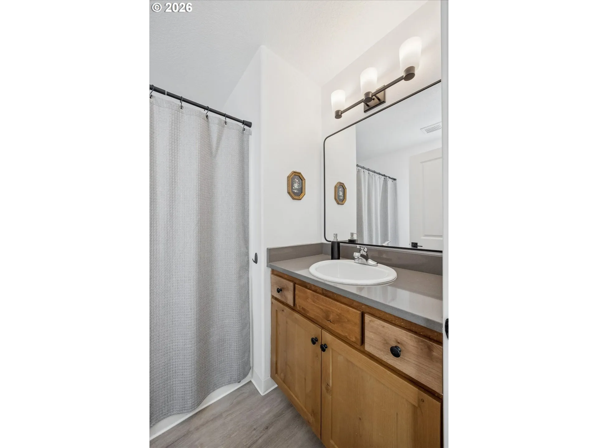 Bathroom, Attached